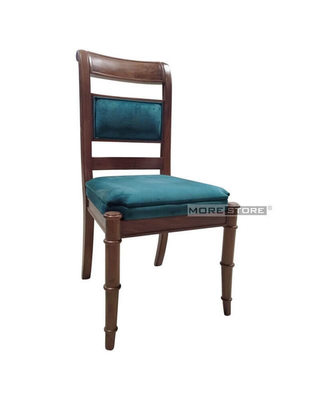 Ghế óc chó gỗ với kiểu dáng độc đáo sẽ làm nên một điểm nhấn nổi bật cho phòng ăn của gia chủ.